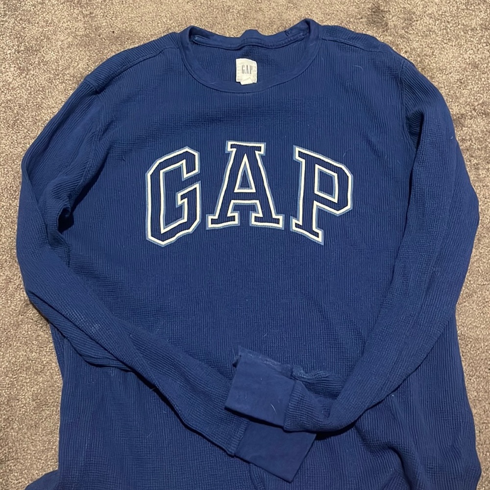 GAP long sleeve
